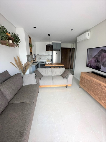 Gemütliche Apartments in einem neuen Komplex in beiden