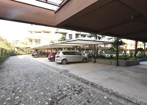 Gemütliche Apartments in einem neuen Komplex in beiden