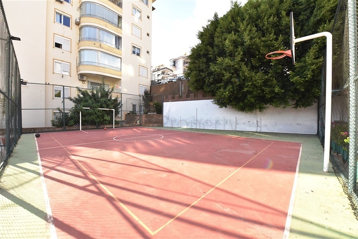 Gemütliche Dreizimmerwohnung in Dschikkilli