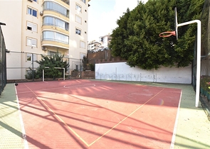 Gemütliche Dreizimmerwohnung in Dschikkilli