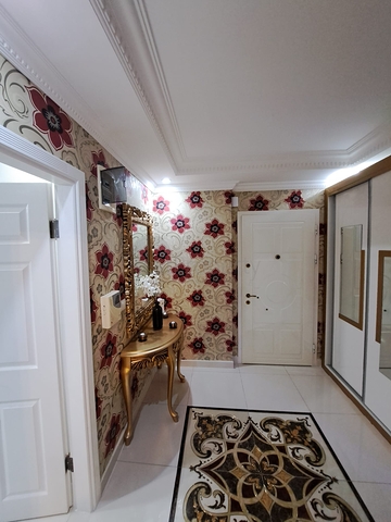 Möblierte 2+1-Wohnung im Herzen von Alanya