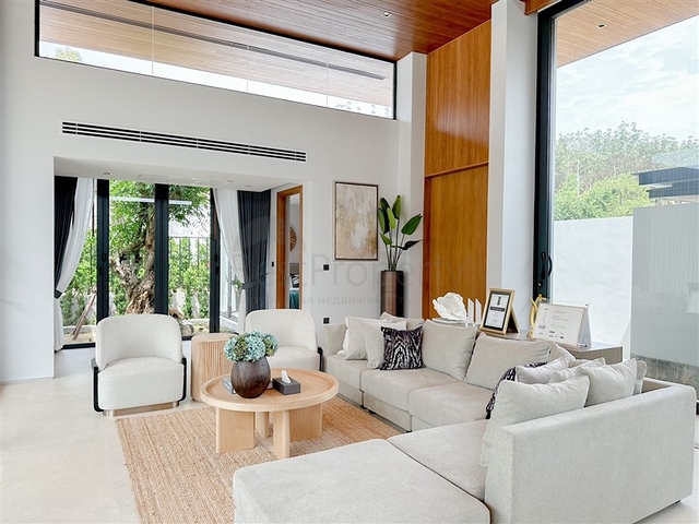 Komplex aus 49 eleganten Villen in der Nähe des Strandes Layan