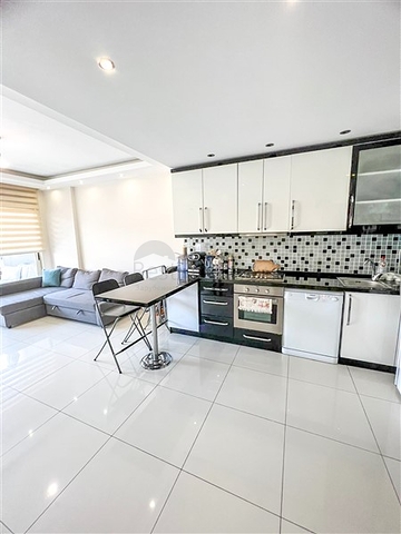 Geräumiges 1+1 Apartment von 70 m2