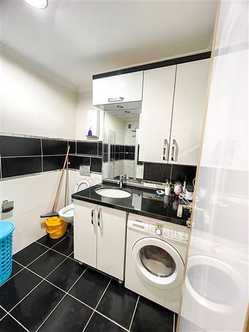 Geräumiges 1+1 Apartment von 70 m2