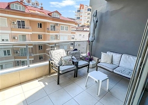 Geräumiges 1+1 Apartment von 70 m2