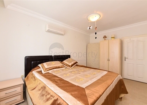 Geräumige Wohnung mit Meer- und Bergblick in der Gegend von Dschikkilli