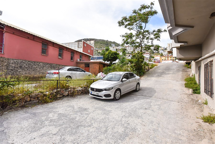 Die 2+1-Wohnung wird im Zentrum von Alanya vermietet