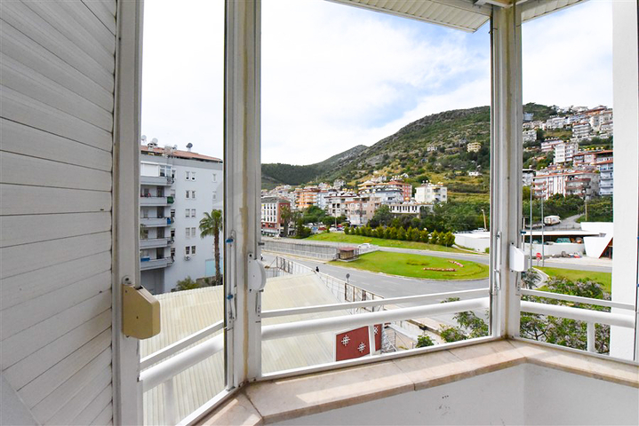 Die 2+1-Wohnung wird im Zentrum von Alanya vermietet