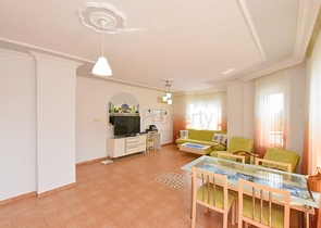 Die 2+1-Wohnung wird im Zentrum von Alanya vermietet