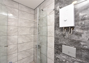 1+1 möblierte Wohnung mit Meer- und Bergblick im Stadtteil Mahmutlar