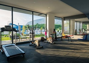 1+1 möblierte Wohnung mit Meer- und Bergblick im Stadtteil Mahmutlar