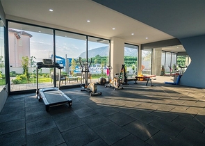 1+1 möblierte Wohnung mit Meer- und Bergblick im Stadtteil Mahmutlar