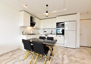 1+1 möblierte Wohnung in einem neuen Komplex im Stadtteil Kargicak