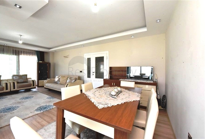 4+1 Penthouse mit separater Küche im Stadtteil Oba