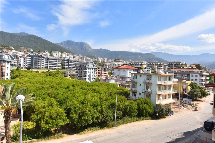 4+1 Penthouse mit separater Küche im Stadtteil Oba