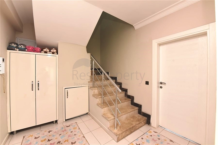 4+1 Penthouse mit separater Küche im Stadtteil Oba