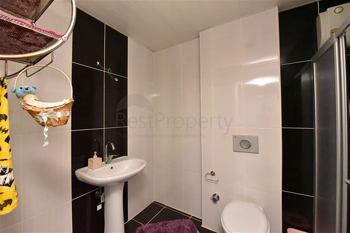 4+1 Penthouse mit separater Küche im Stadtteil Oba