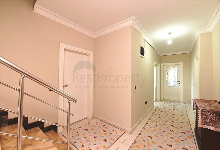 4+1 Penthouse mit separater Küche im Stadtteil Oba