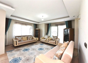 4+1 Penthouse mit separater Küche im Stadtteil Oba