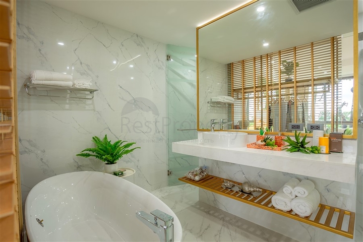 Ansichtskomplex auf Karon