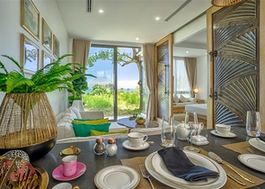 Ansichtskomplex auf Karon