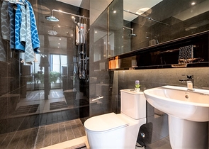 Moderne Eigentumswohnung in der Nähe von Nayang Beach