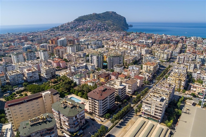 Wohnung 1+1 in der Gegend von Cleopatra unter einer Aufenthaltserlaubnis