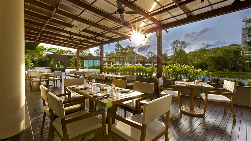 Duplex-Villa mit drei Schlafzimmern in einem neuen Komplex