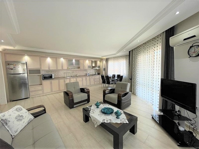 Geräumige 2+1 Wohnung im Stadtteil Tosmur