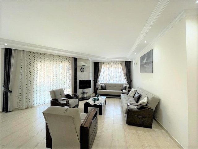 Geräumige 2+1 Wohnung im Stadtteil Tosmur