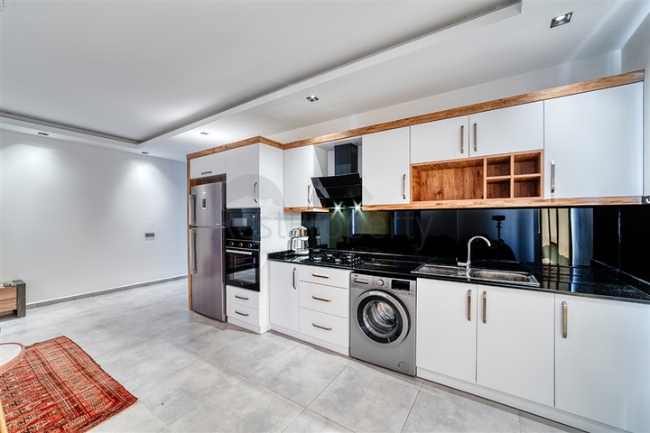 2+1 Apartment mit Meerblick in Mahmutlar