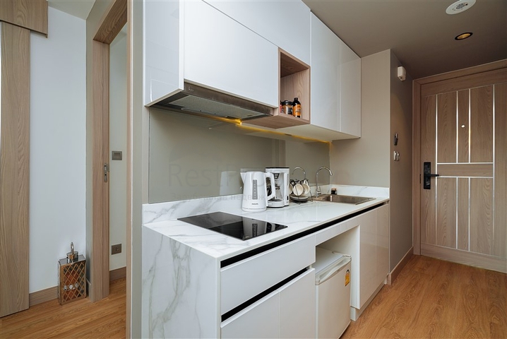 Investitionsprojekt am Karon Beach