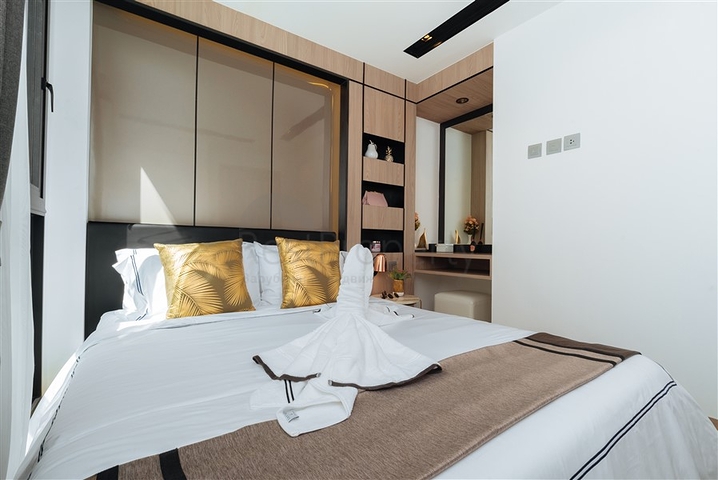 Investitionsprojekt am Karon Beach