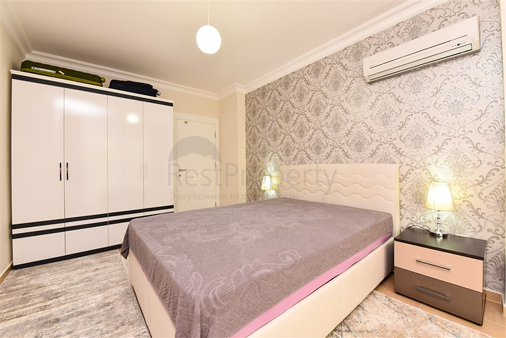 Geräumige 2+1-Wohnung nur 150 m vom Meer entfernt in der Nähe von Oba