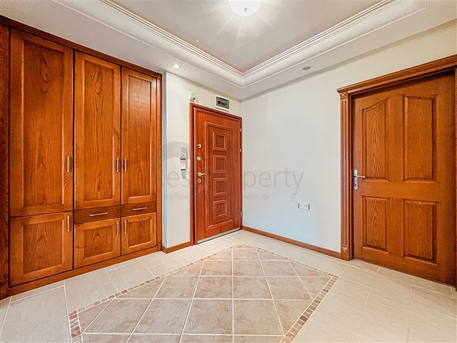 Wohnung mit 2+1 Grundriss im Stadtteil Mahmutlar 50 m vom Meer entfernt