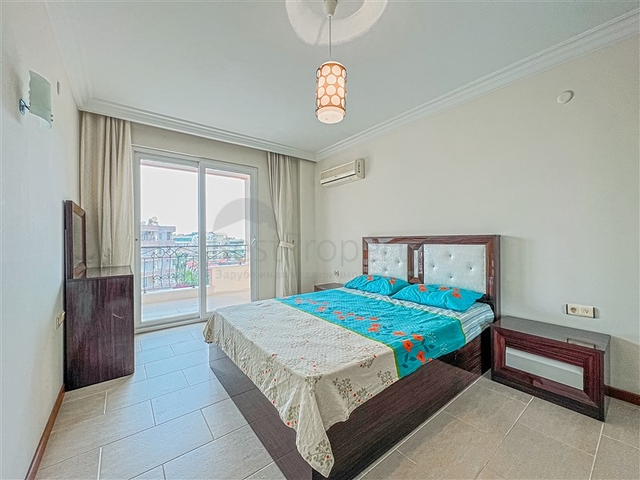 Wohnung mit 2+1 Grundriss im Stadtteil Mahmutlar 50 m vom Meer entfernt