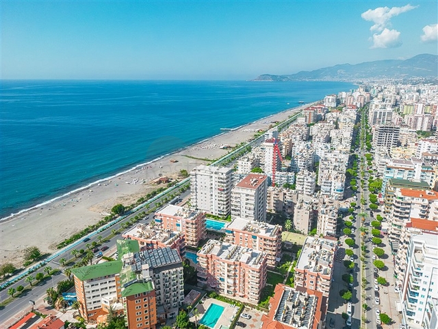 Wohnung mit 2+1 Grundriss im Stadtteil Mahmutlar 50 m vom Meer entfernt