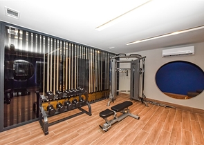 1+1 in einem Komplex von einem hochwertigen Entwickler