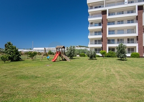 2+1 Wohnung im Stadtteil Demirtas in einem Komplex mit reicher Infrastruktur 