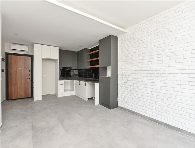 Geräumige Zweizimmerwohnung auf Cleopatra Geräumige Zweizimmerwohnung auf Cleopatra