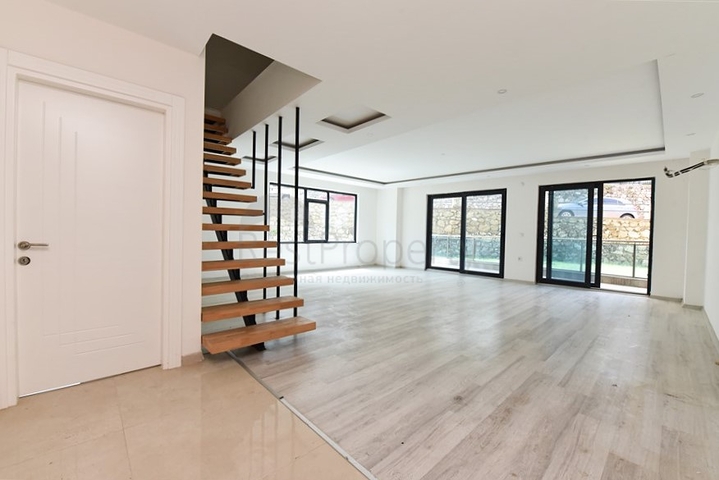 Schicke Maisonette unter Staatsbürgerschaft