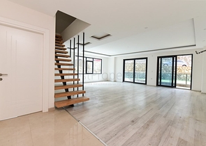 Schicke Maisonette unter Staatsbürgerschaft