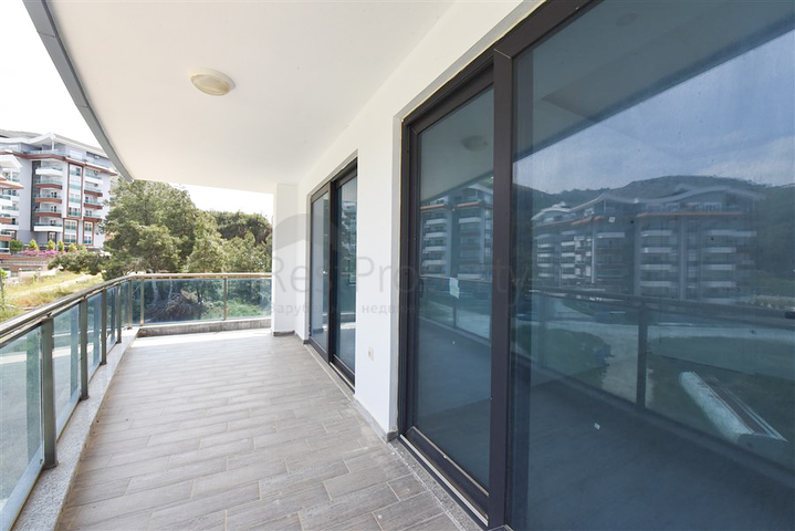 2+1 Apartment in der malerischen Gegend von Kargicak, nur 300 m vom Meer entfernt