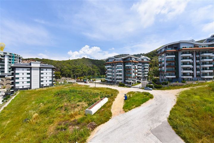 2+1 Apartment in der malerischen Gegend von Kargicak, nur 300 m vom Meer entfernt