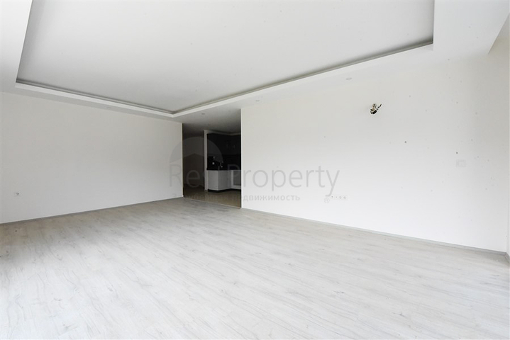 2+1 Apartment in der malerischen Gegend von Kargicak, nur 300 m vom Meer entfernt