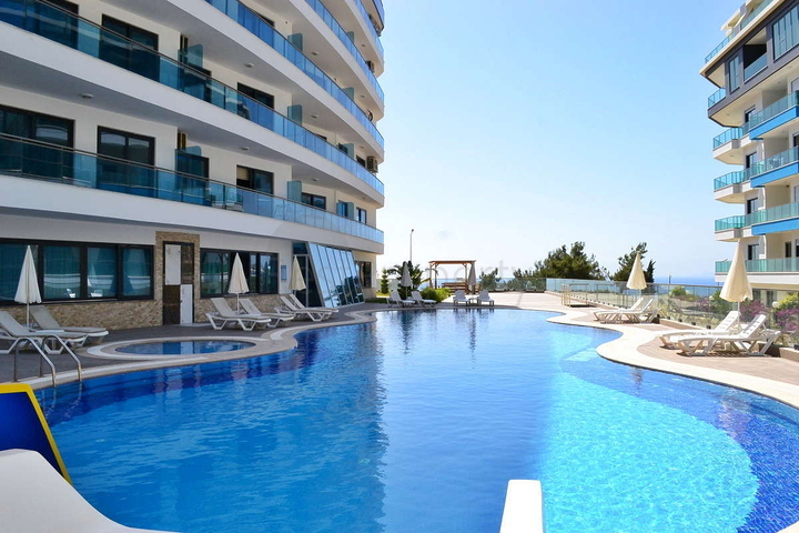 2+1 Apartment in der malerischen Gegend von Kargicak, nur 300 m vom Meer entfernt