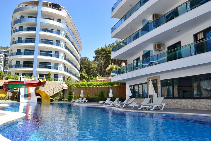 2+1 Apartment in der malerischen Gegend von Kargicak, nur 300 m vom Meer entfernt