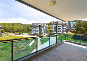 2+1 Apartment in der malerischen Gegend von Kargicak, nur 300 m vom Meer entfernt