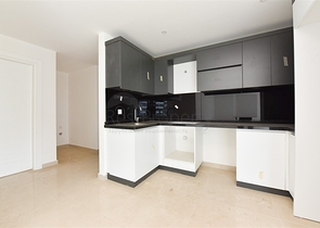 2+1 Apartment in der malerischen Gegend von Kargicak, nur 300 m vom Meer entfernt