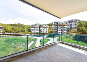 2+1 Apartment in der malerischen Gegend von Kargicak, nur 300 m vom Meer entfernt